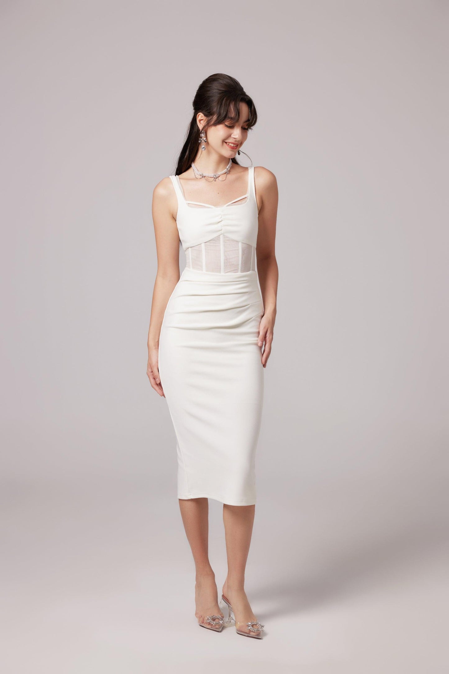 Elegant Beyaz Midi Elbise