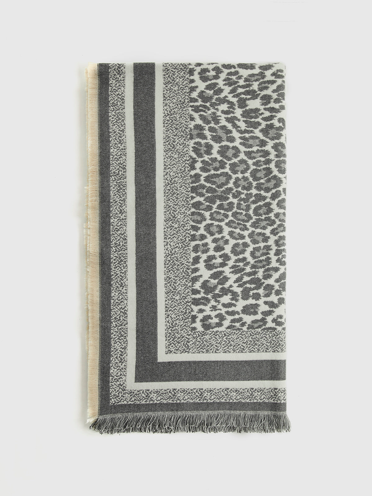 Utility Printed Tassel Scarf Shine Aura
