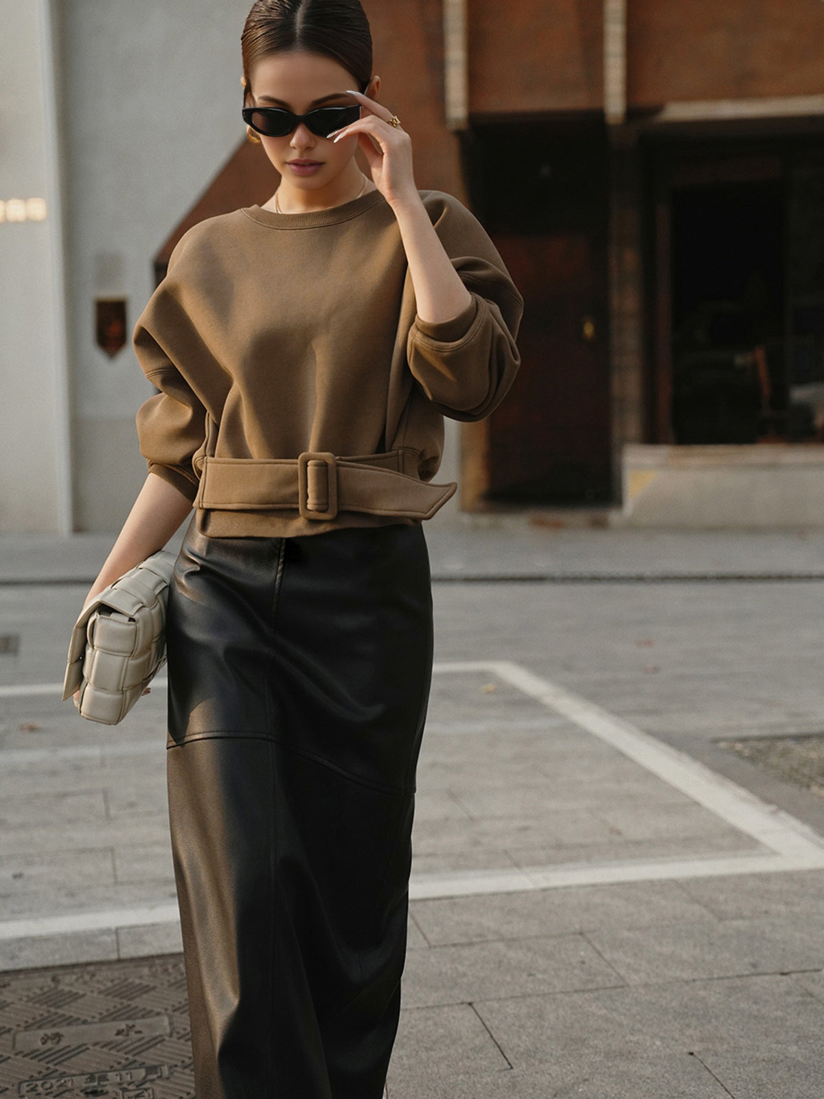 Belted Short Sweatshirt Shine Aura