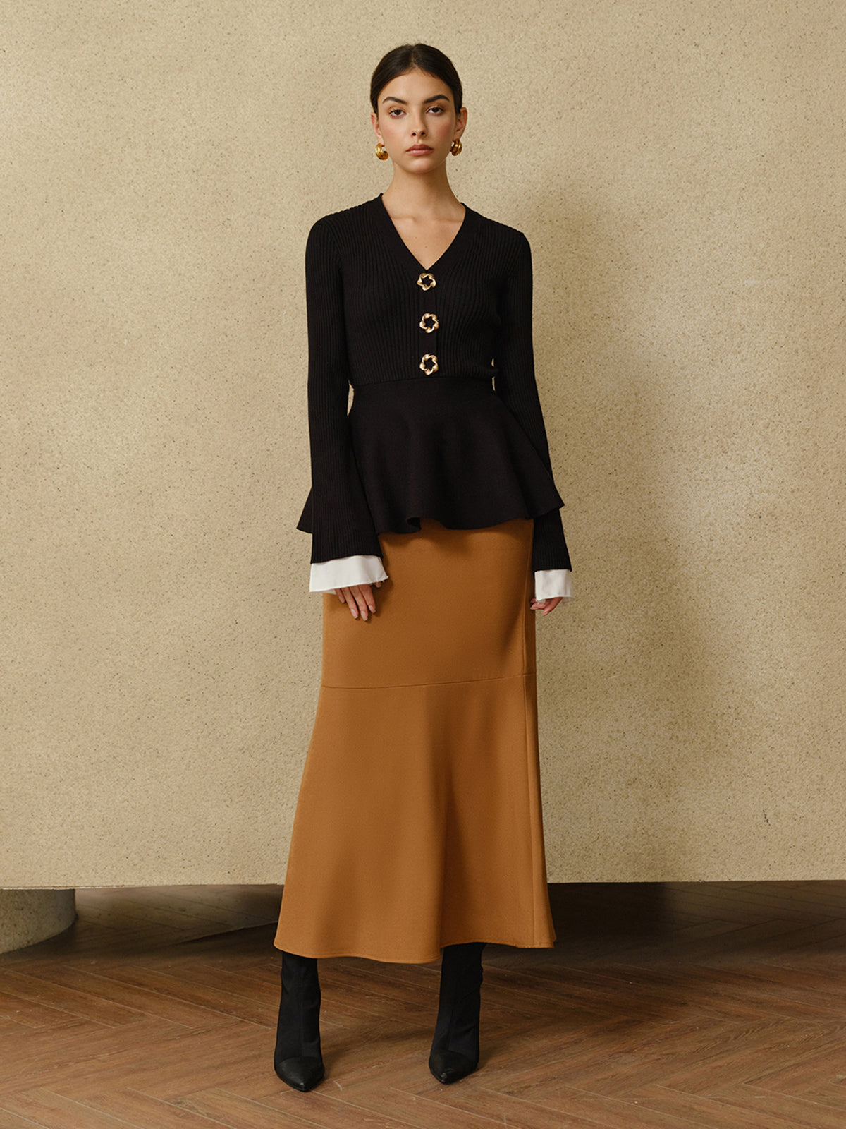Contrasting Cuff Pleated Hat Sweater Top
