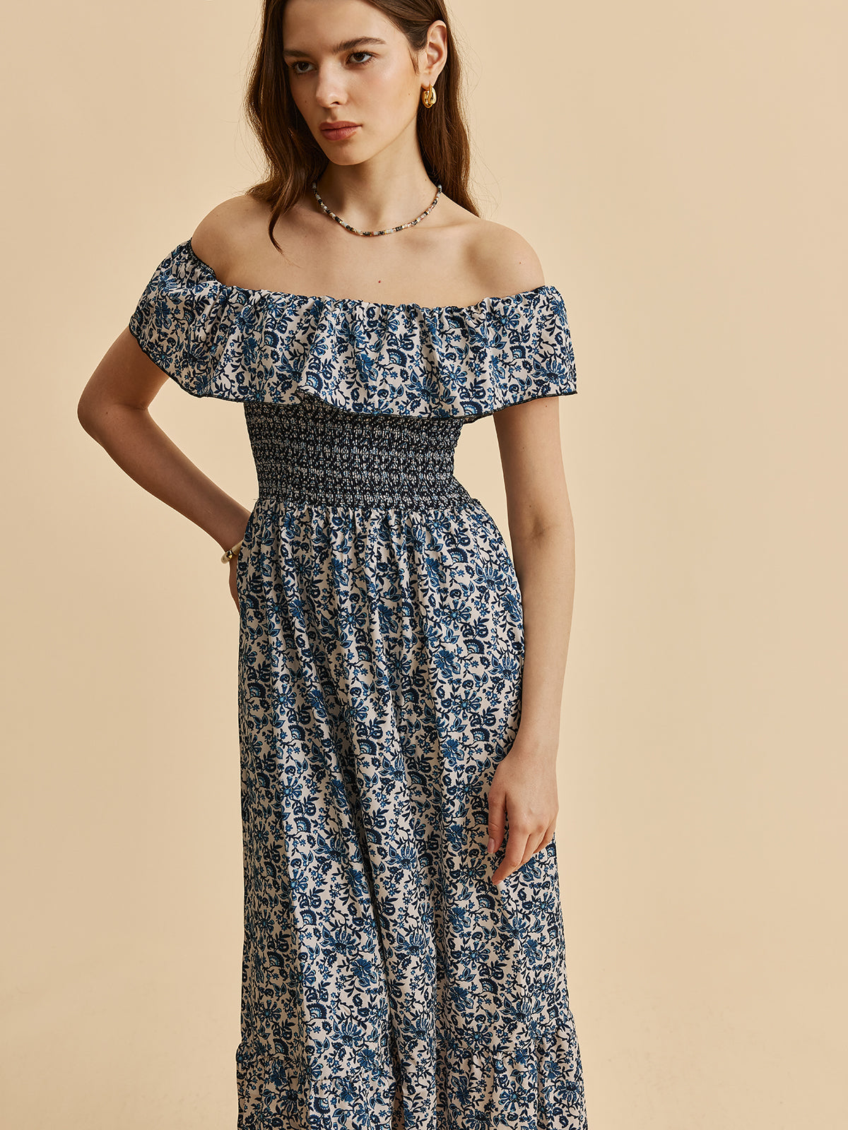 Şık Boho Off-Shoulder Çiçekli Volan Elbise Şaşırtıcı Ayrıntılarla Shine Aura