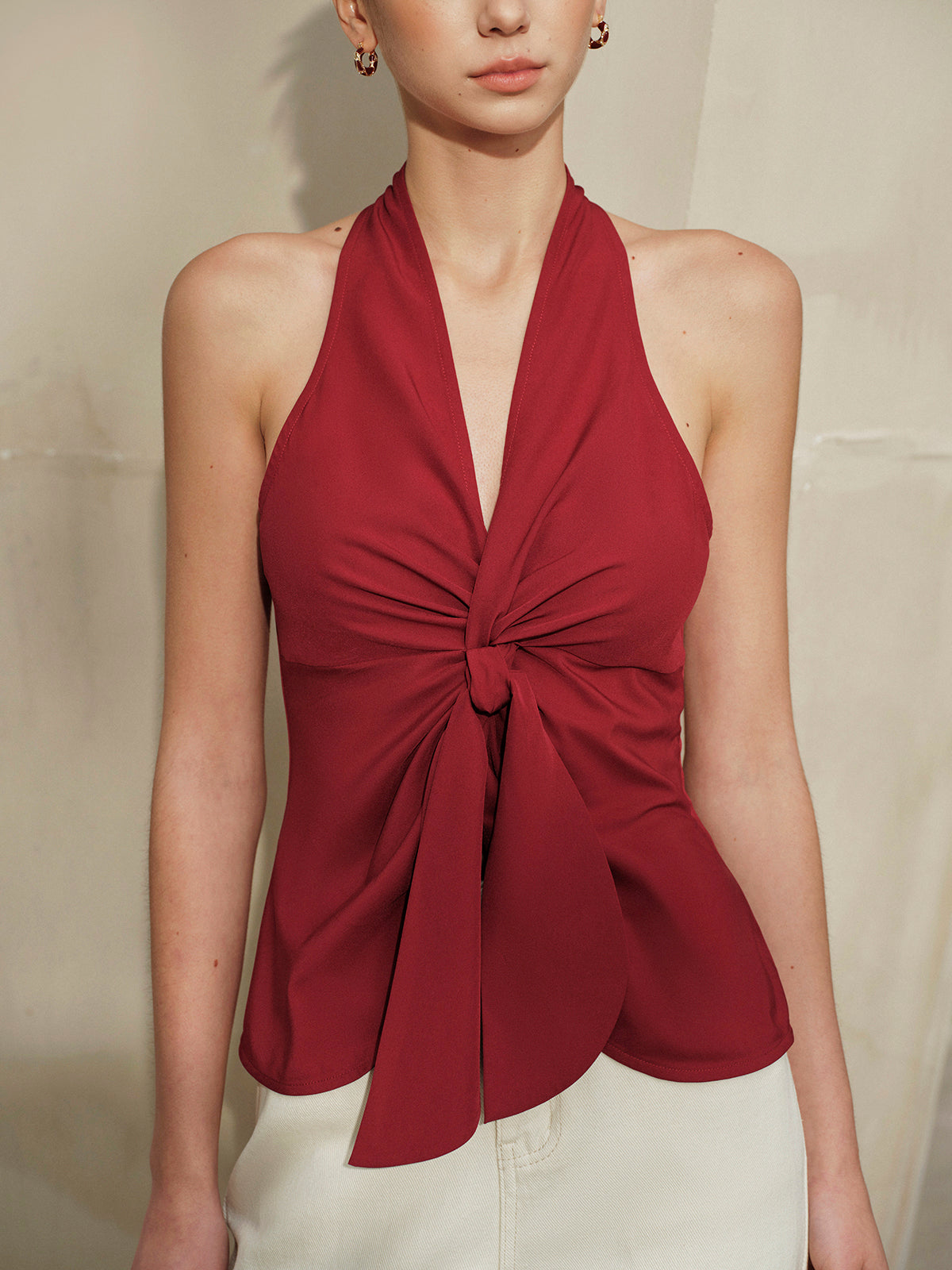 Şık Halter Yaka Üst, Moda Düğümlü Ön Tasarım
