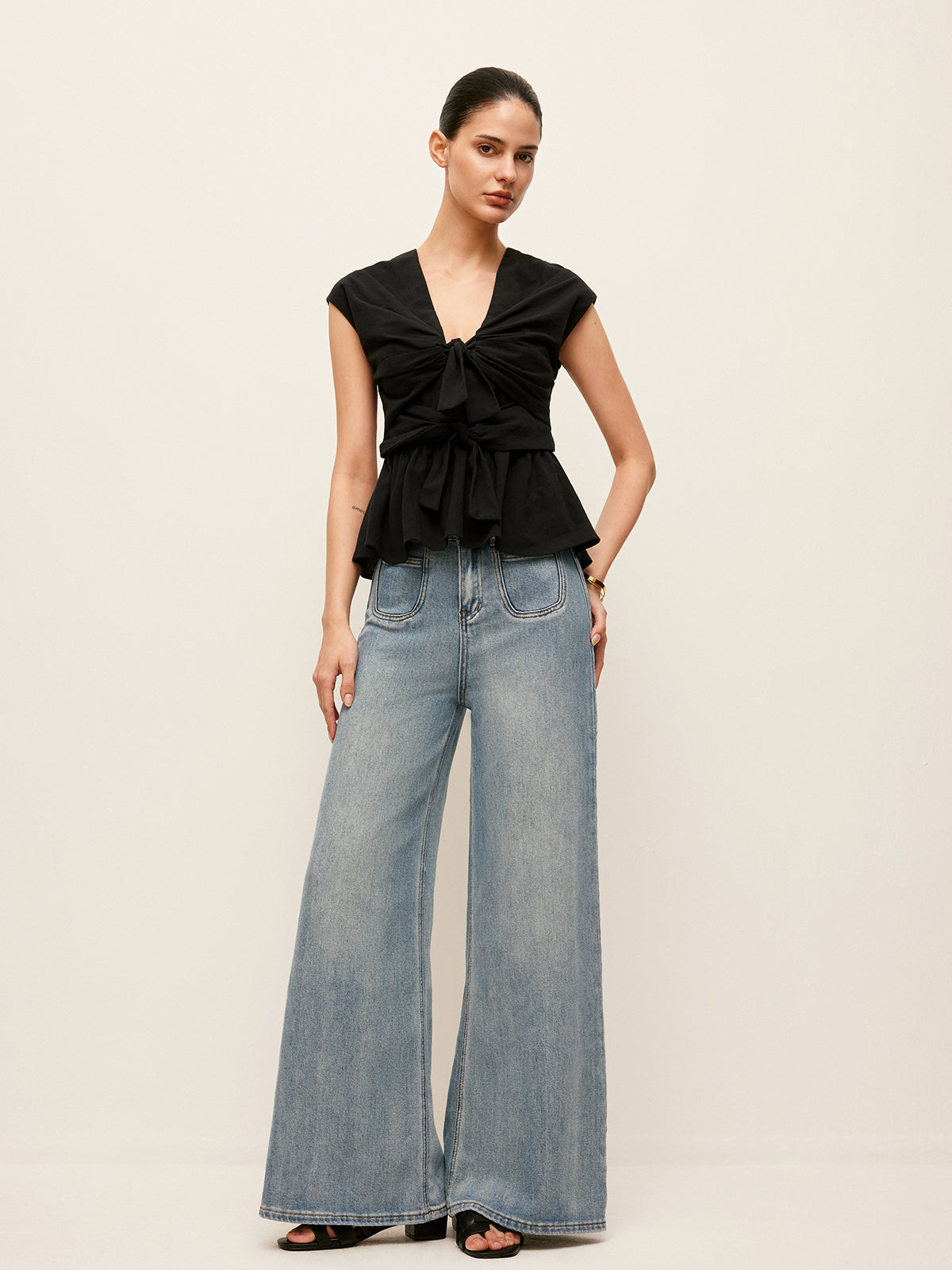 Şık Bağcıklı Peplum Bluz