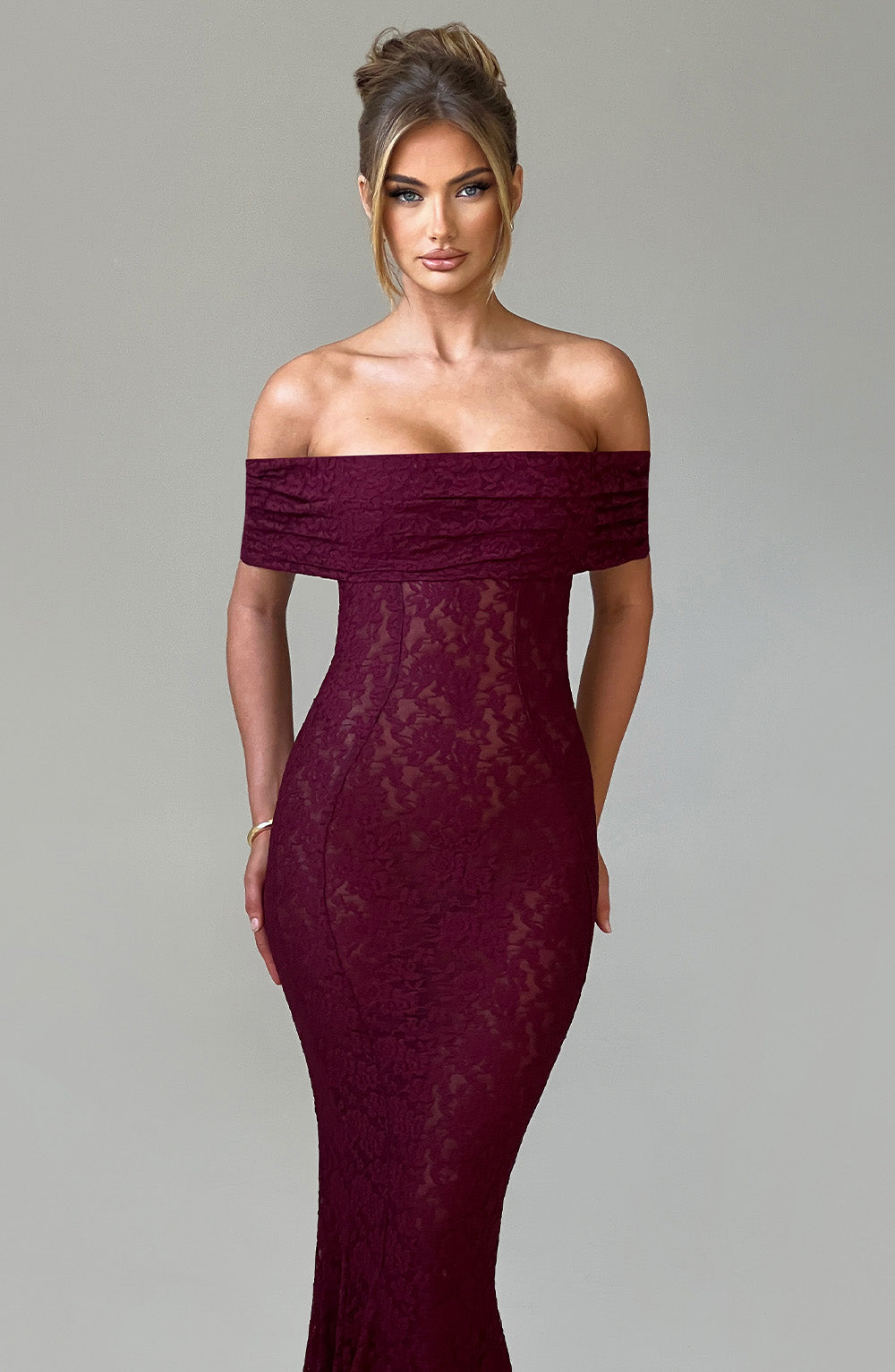 Stephanie Maksi Elbise - Bordo Shine Aura
