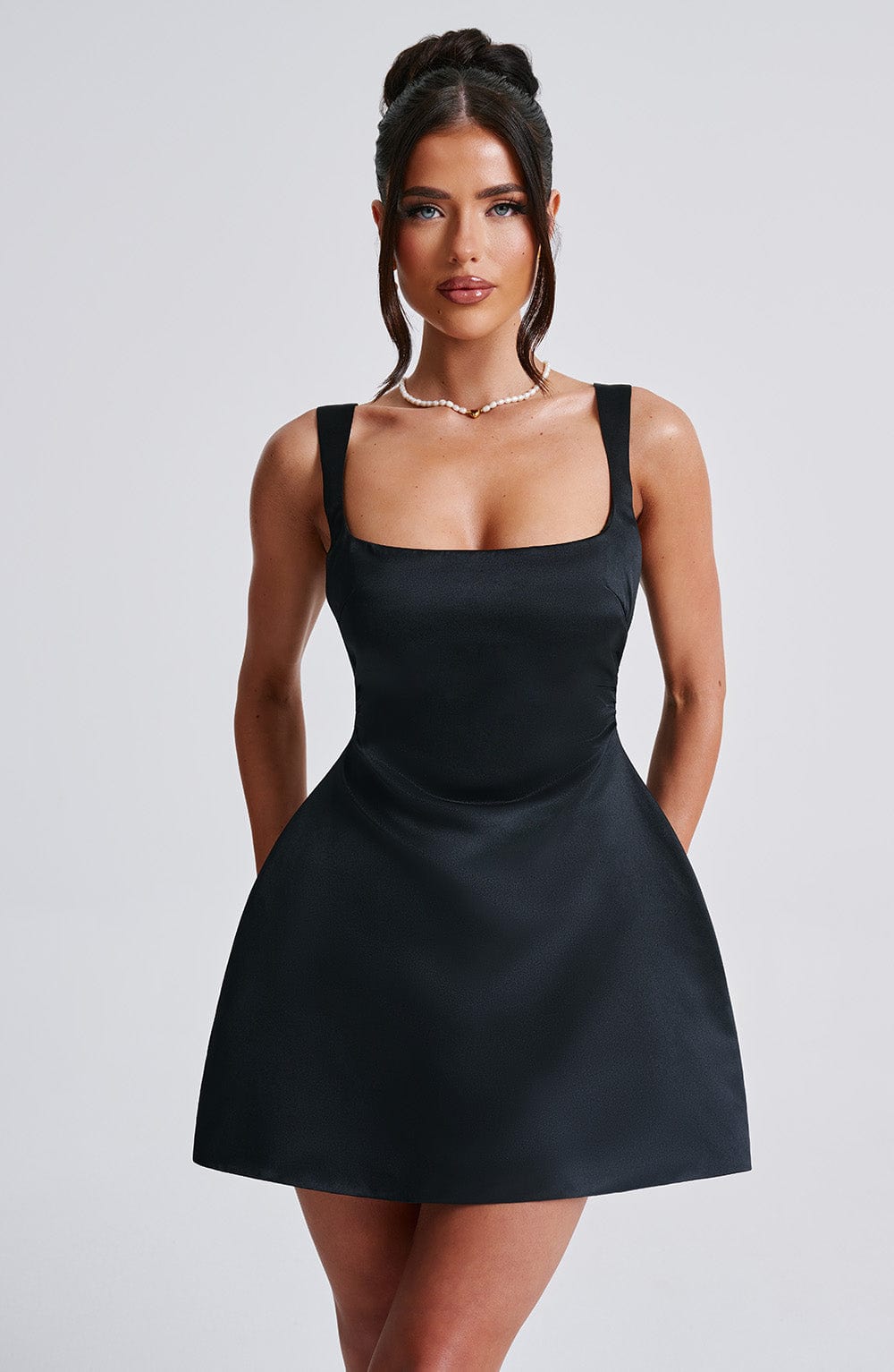 Sofie Mini Elbise - Siyah Shine Aura