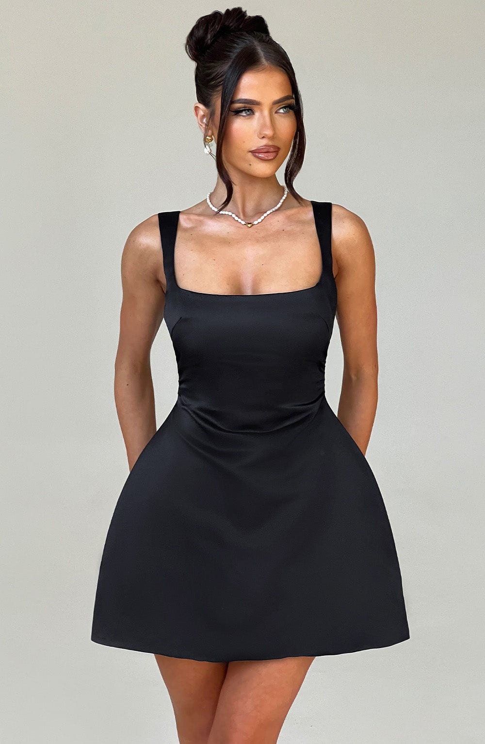 Sofie Mini Elbise - Siyah Shine Aura