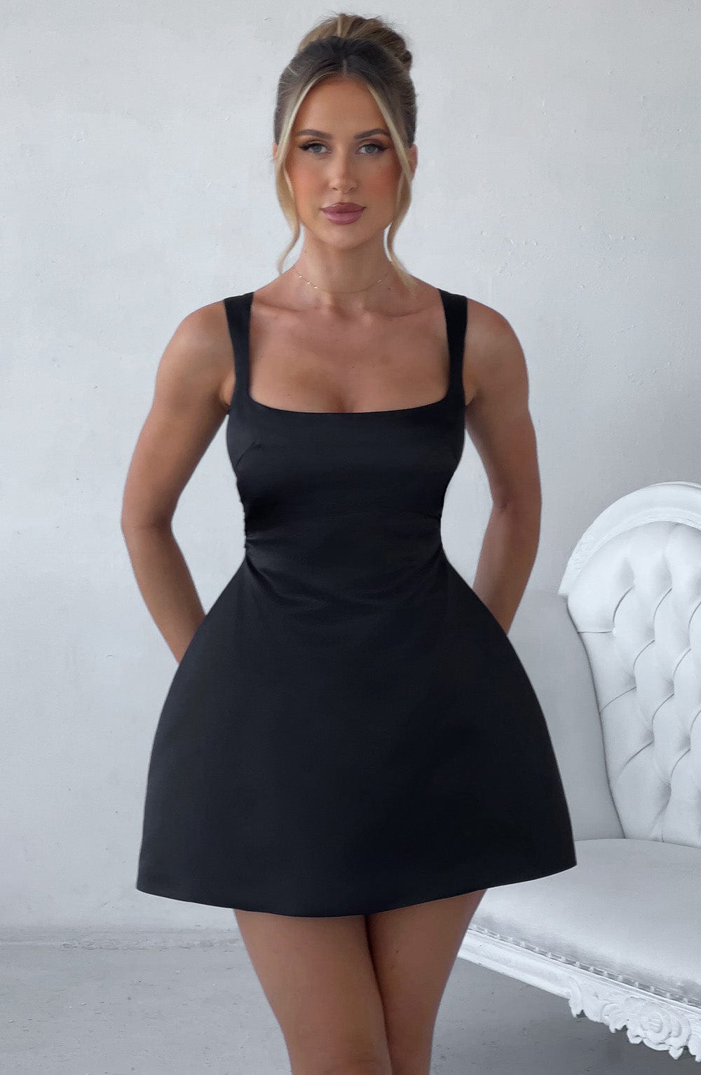 Sofie Mini Elbise - Siyah Shine Aura