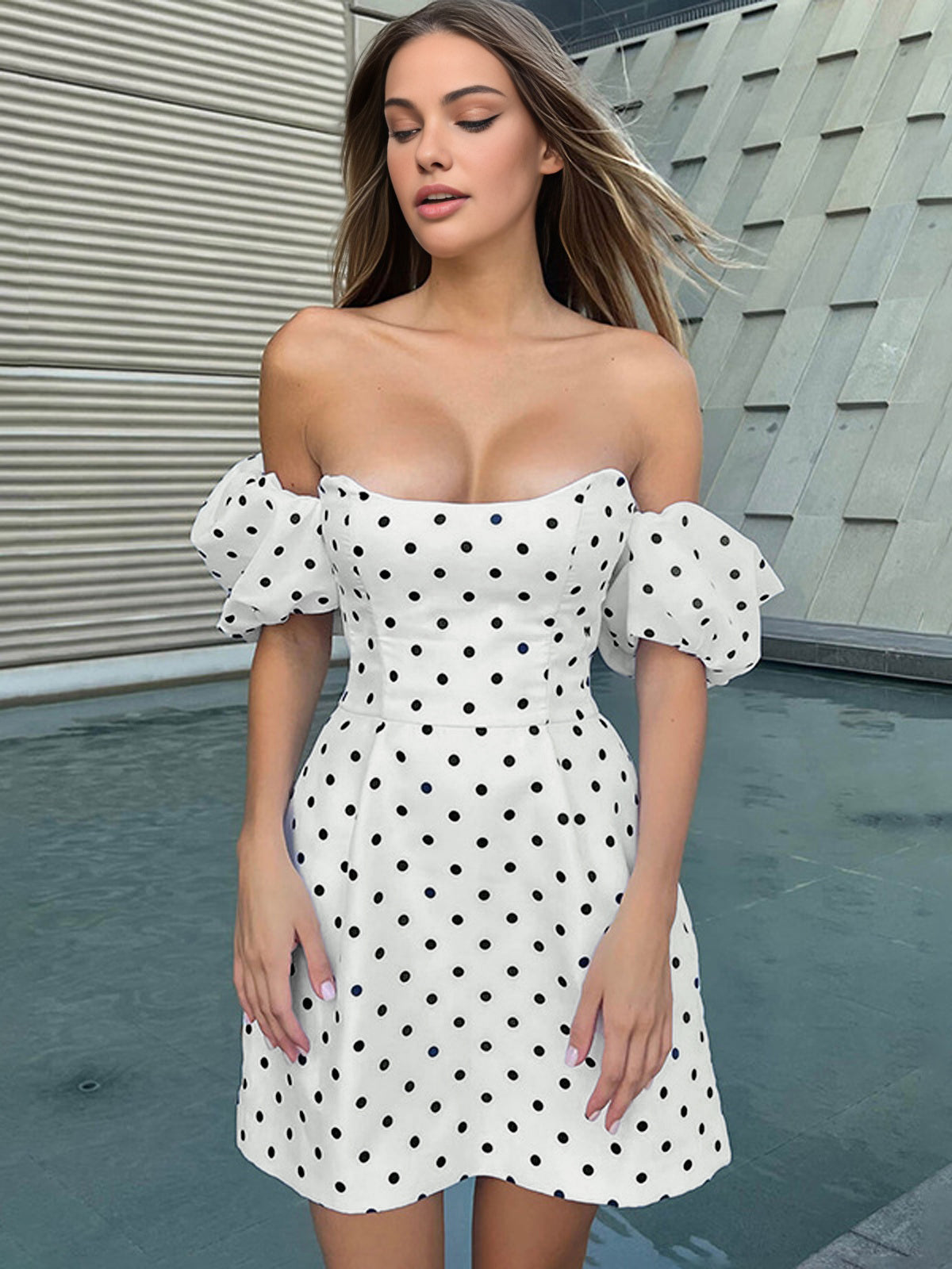 Puantiyeli Baskılı Soğuk Omuz Kısa Elbise Shine Aura