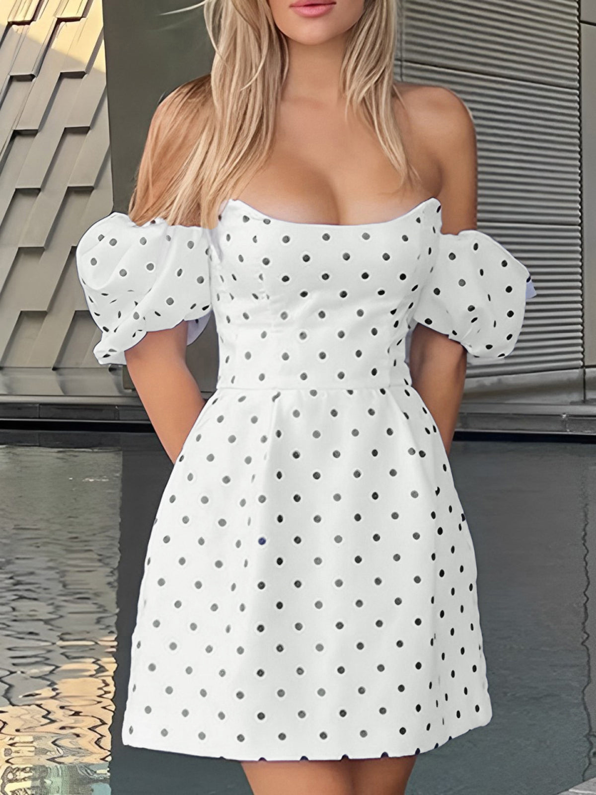 Puantiyeli Baskılı Soğuk Omuz Kısa Elbise Shine Aura