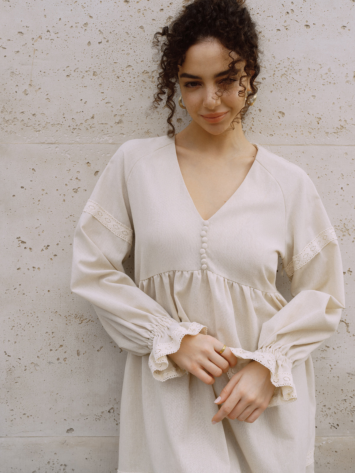 Cotton & Linen Frenchy V Yaka Uzun Kollu Kısa Elbise Shine Aura