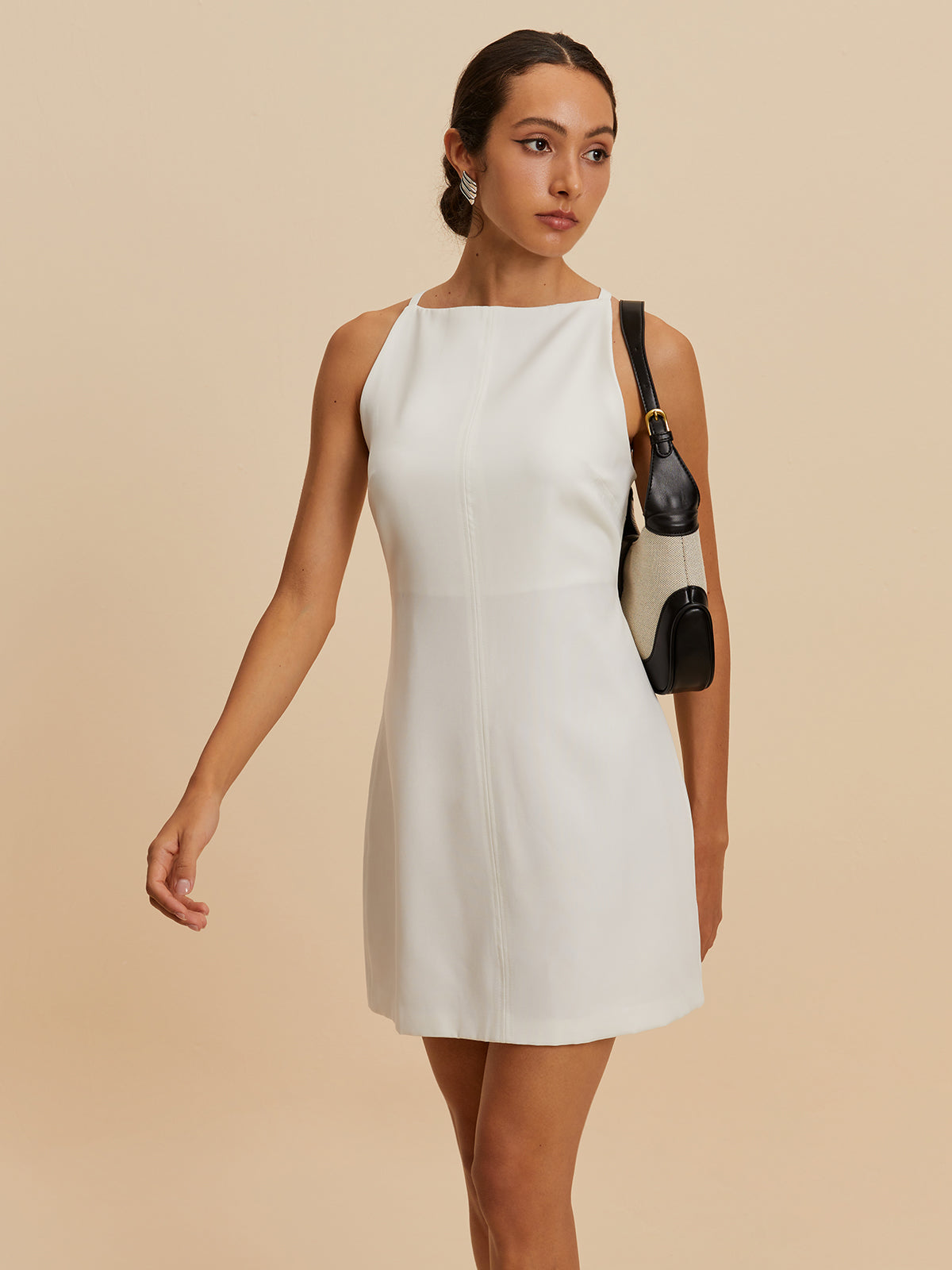 Kolsuz Kısa Elbise Shine Aura