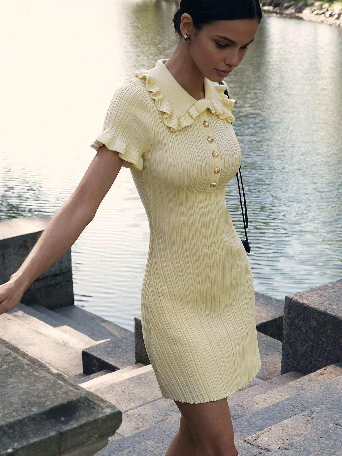 Metal Düğmeli Slim Fit Yaka Örgü Kısa Elbise Shine Aura