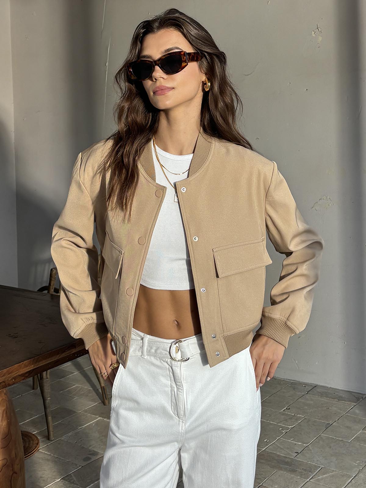 Round Neck Pockets Jacket Shine Aura