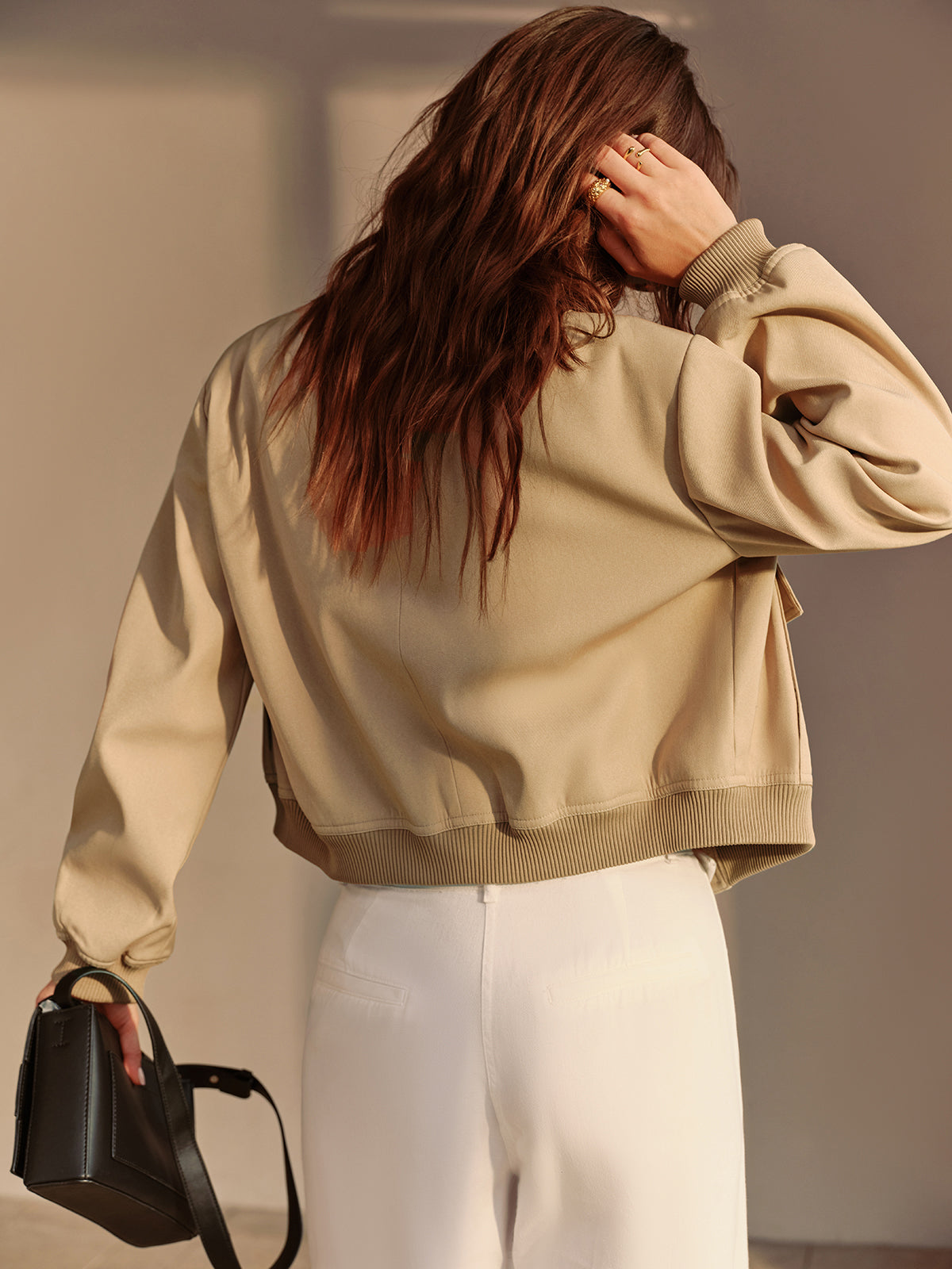 Round Neck Pockets Jacket Shine Aura