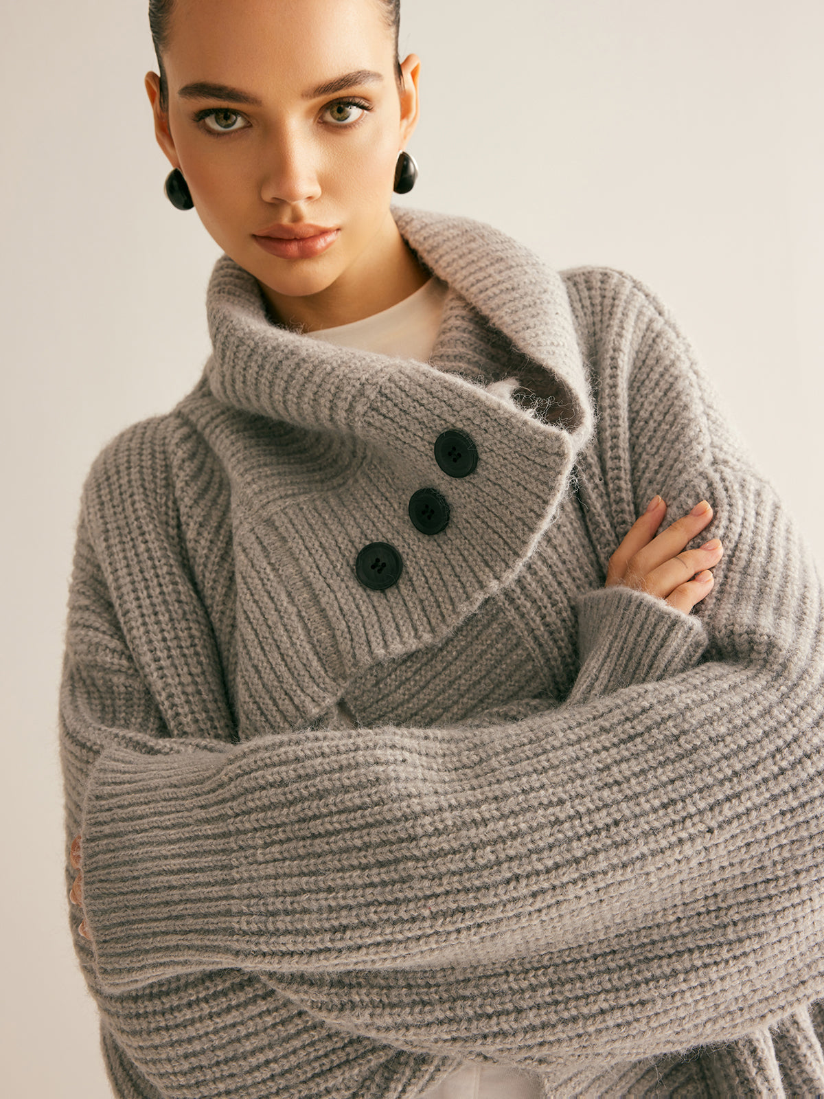 Yaka Şal Kıvrımlı Uzun Kaban Shine Aura