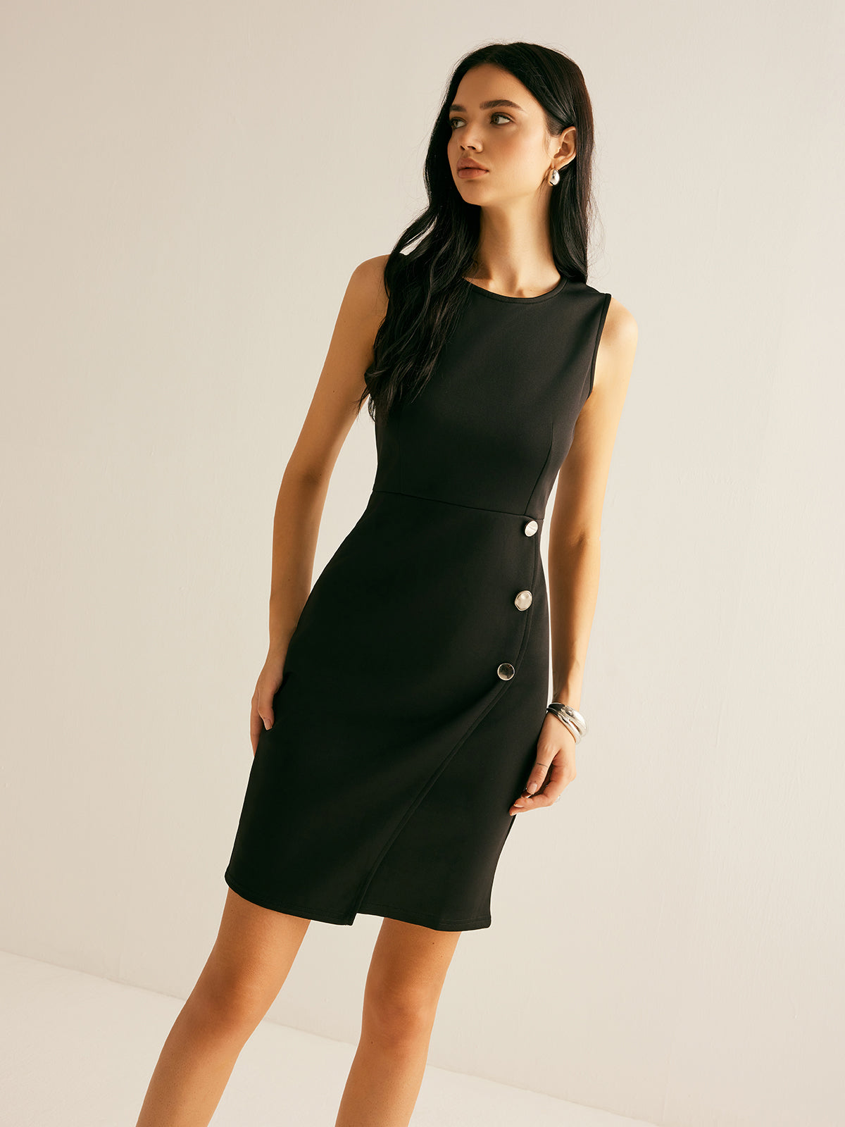 Metal Detaylı Kolsuz Kısa Elbise Shine Aura