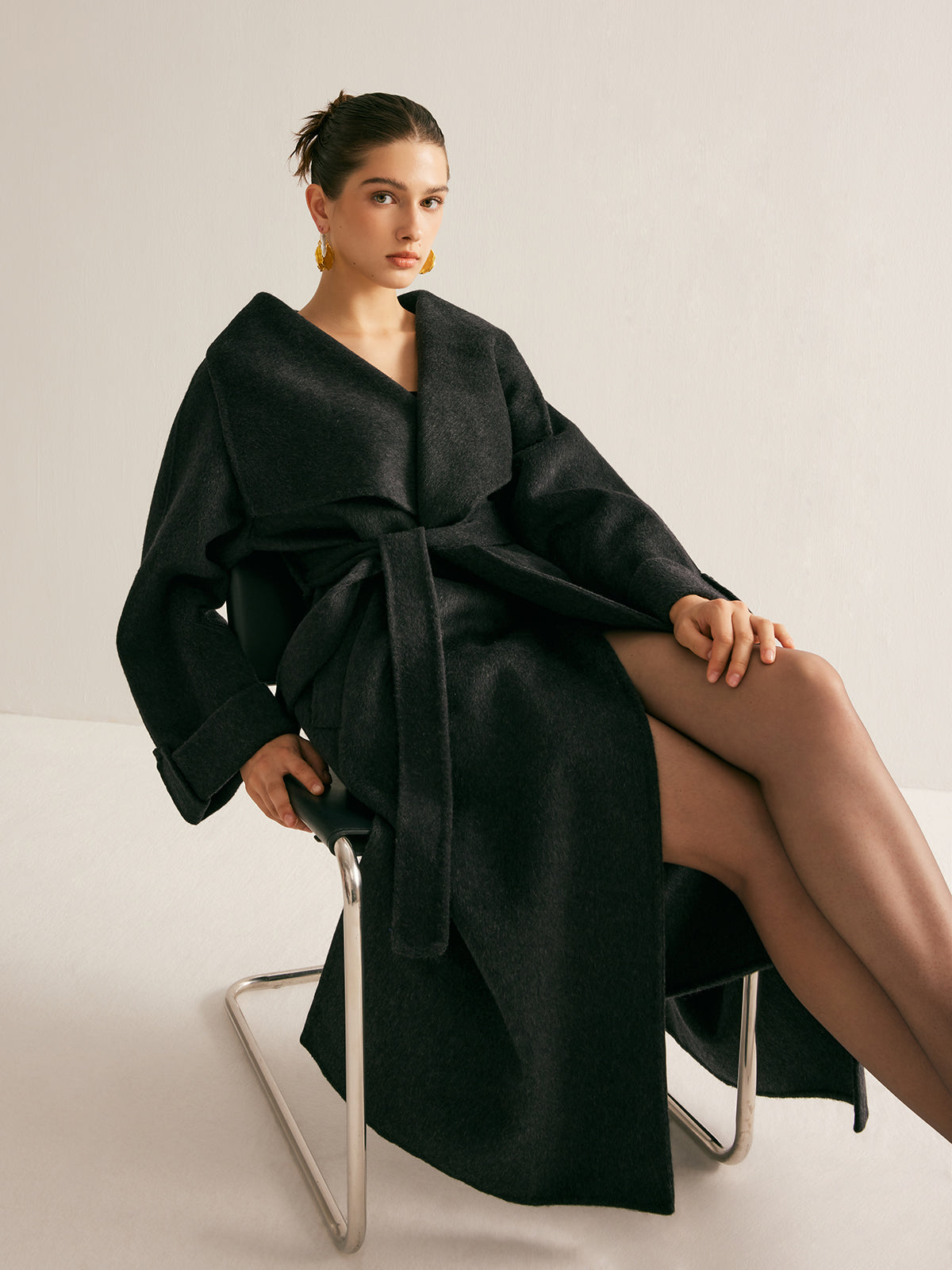 Büyük Yaka Kuşaklı Yün Uzun Palto Shine Aura