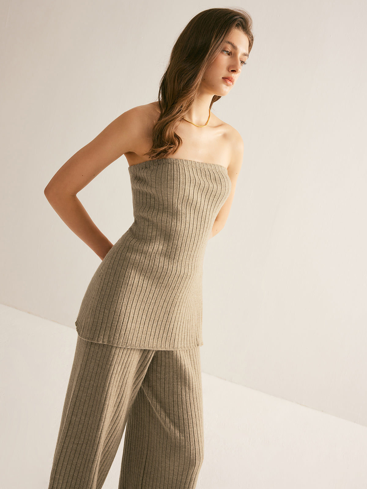 Ribbed Strapless Slit Sweater Vest Shine Aura