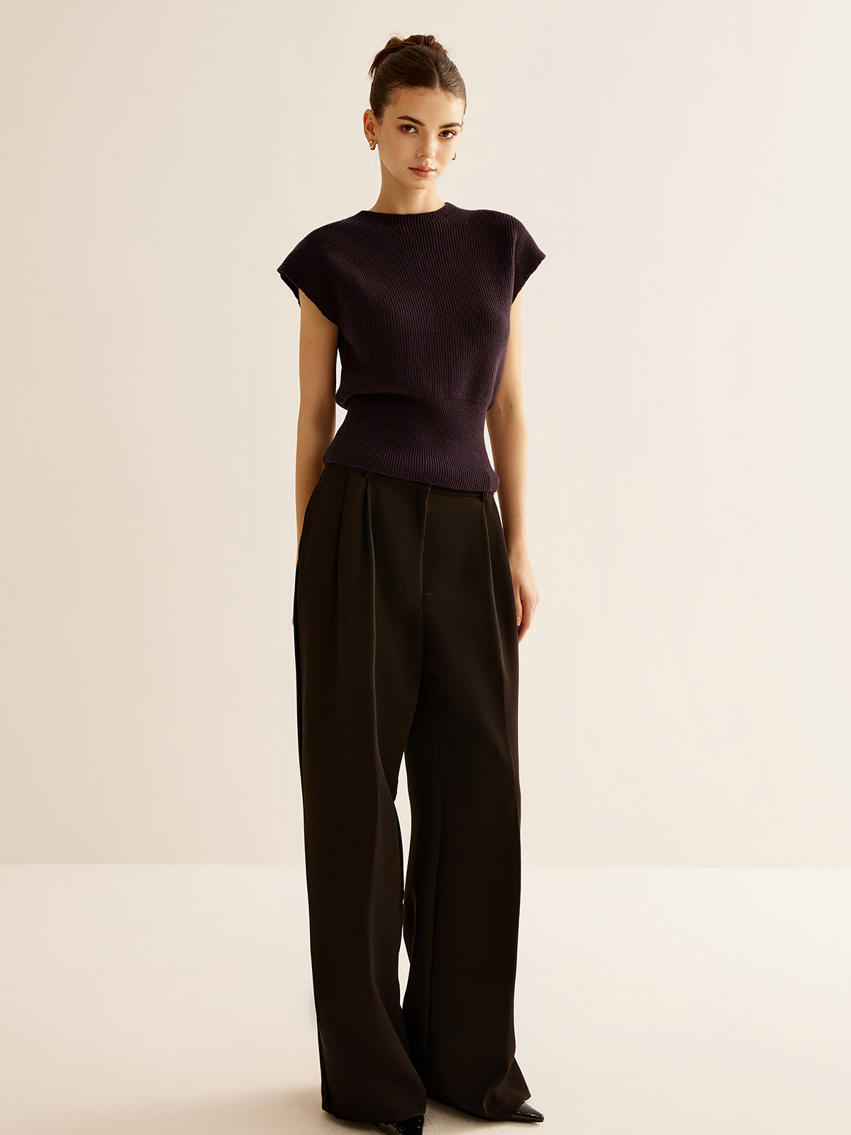 Ribbed Cinched Sweater Vest Shine Aura