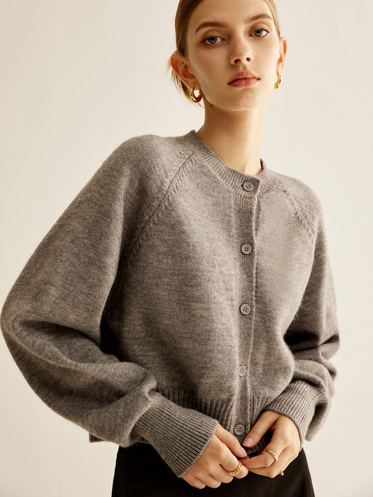 Round Neck Buttoned Cardigan 