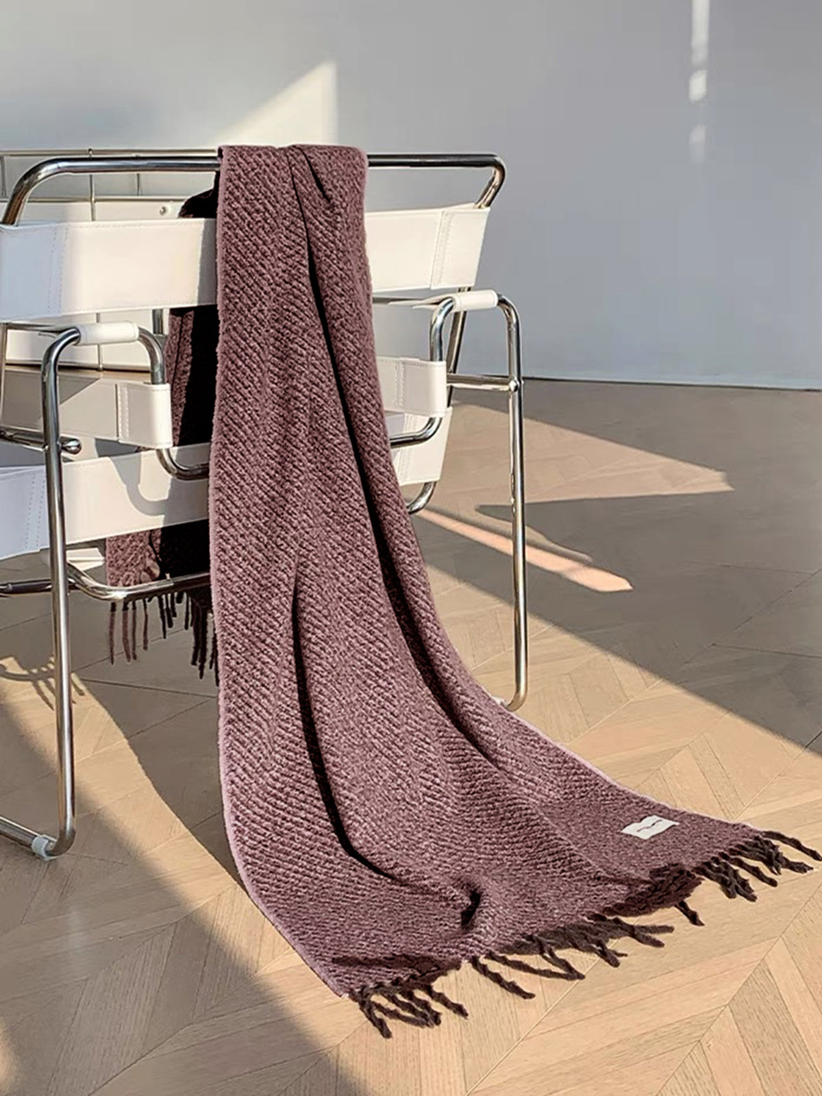 Utility Plain Tassel Scarf Shine Aura