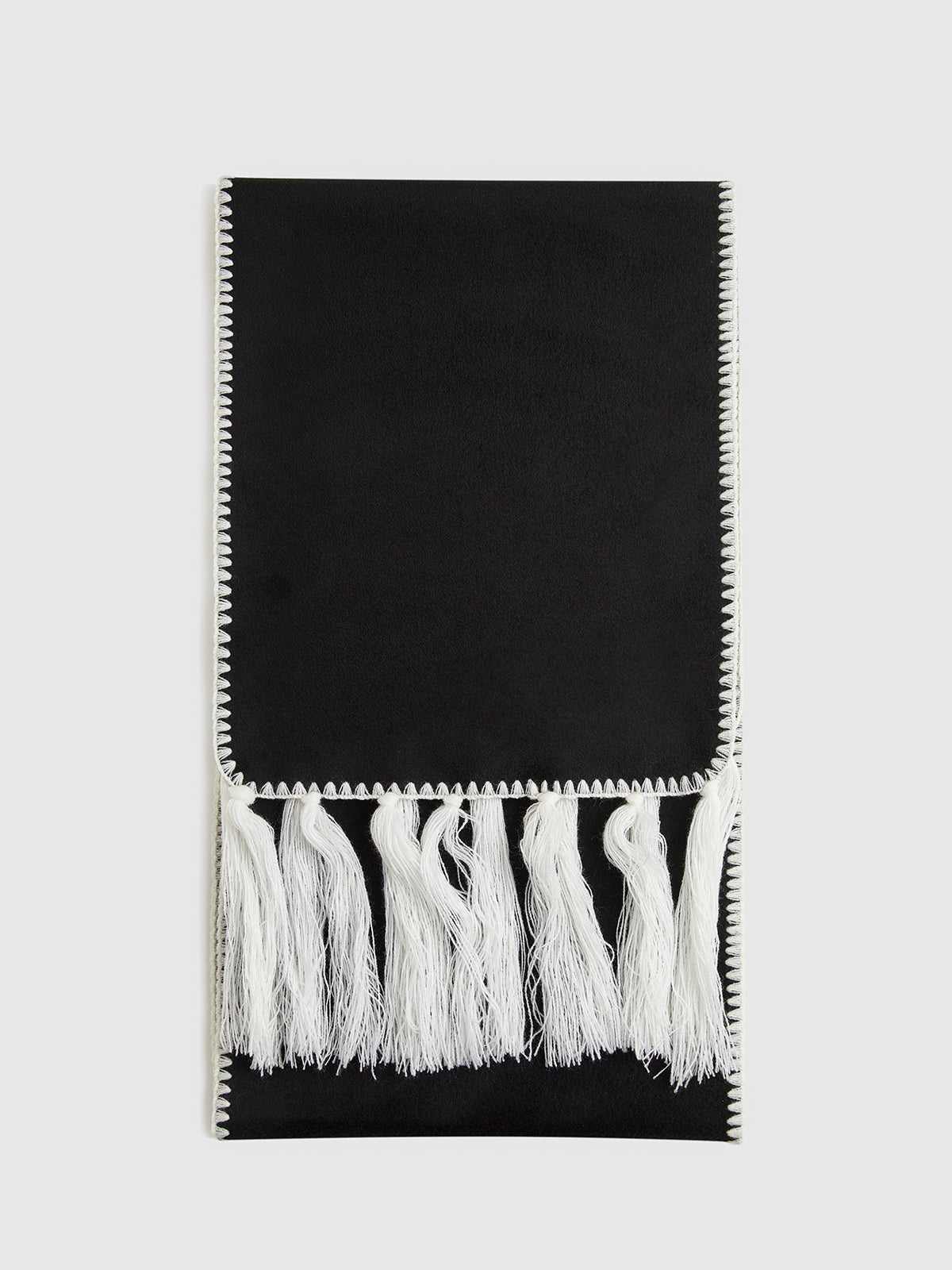 Contrast Trim Tassel Scarf Shine Aura