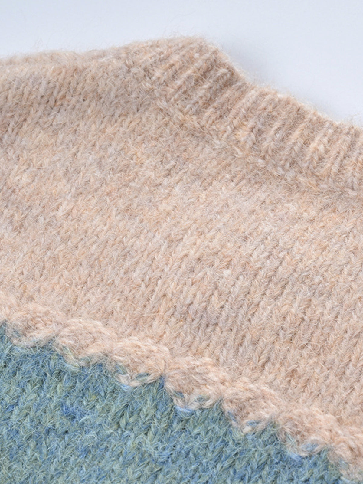 Kroşe Çiçekli Renk Bloklu Kaban Shine Aura