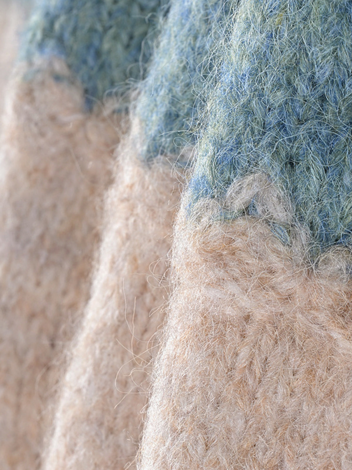 Kroşe Çiçekli Renk Bloklu Kaban Shine Aura