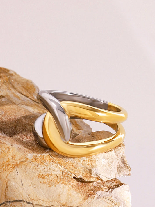 Two Tone Twist Ring Shine Aura
