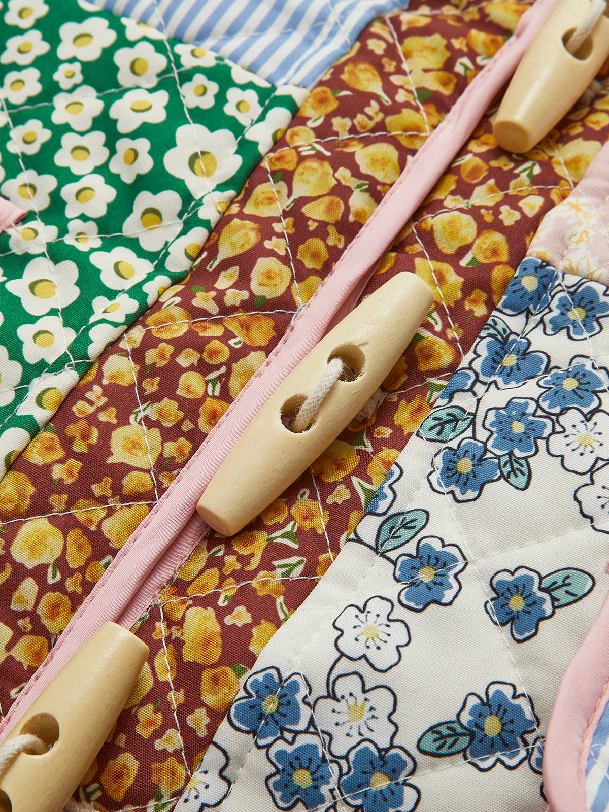 Renkli Baskılı Düğmeli Kış Ceketı Shine Aura