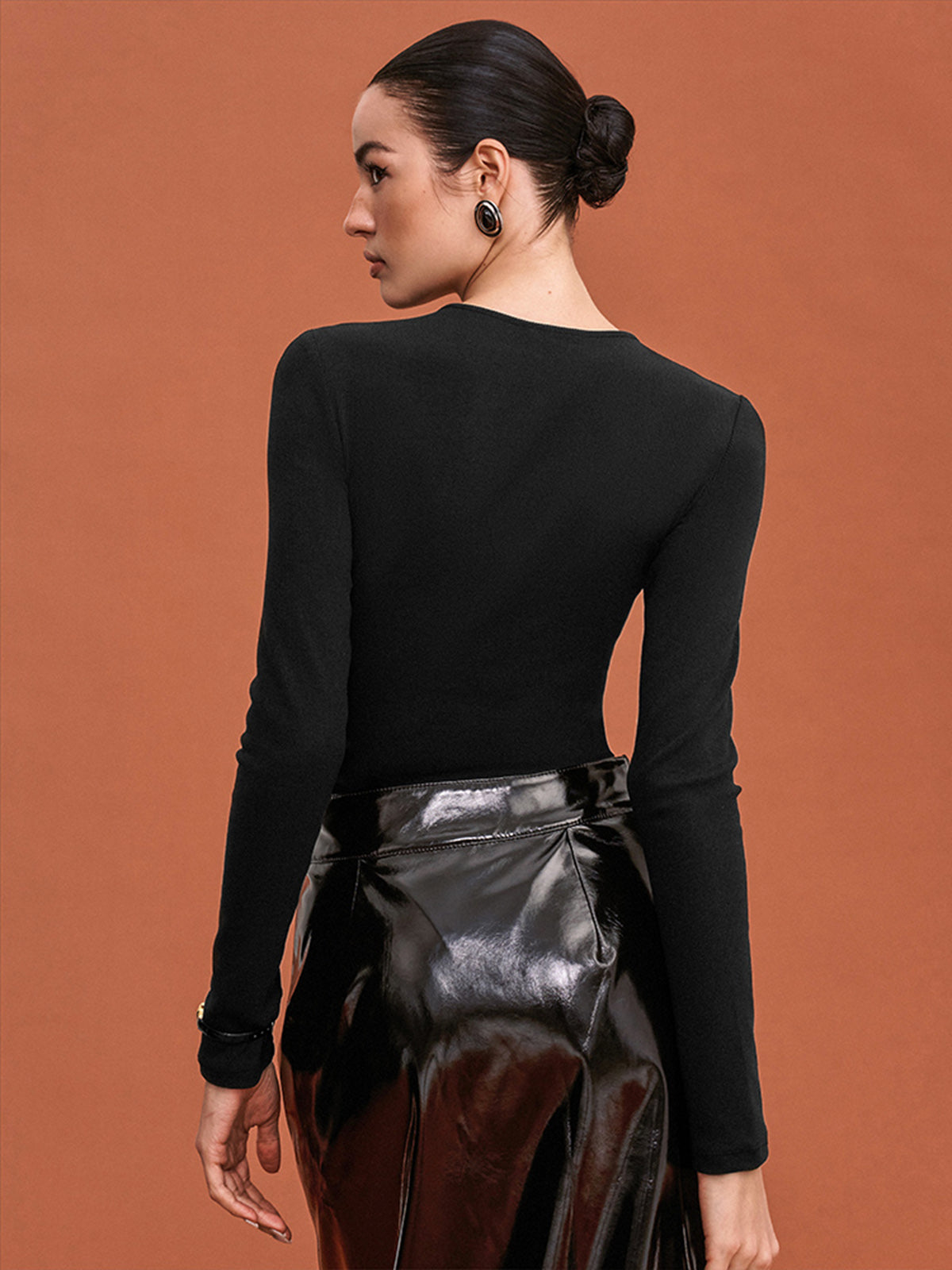 Kesik Detaylı Dar Kesim Bodysuit Shine Aura