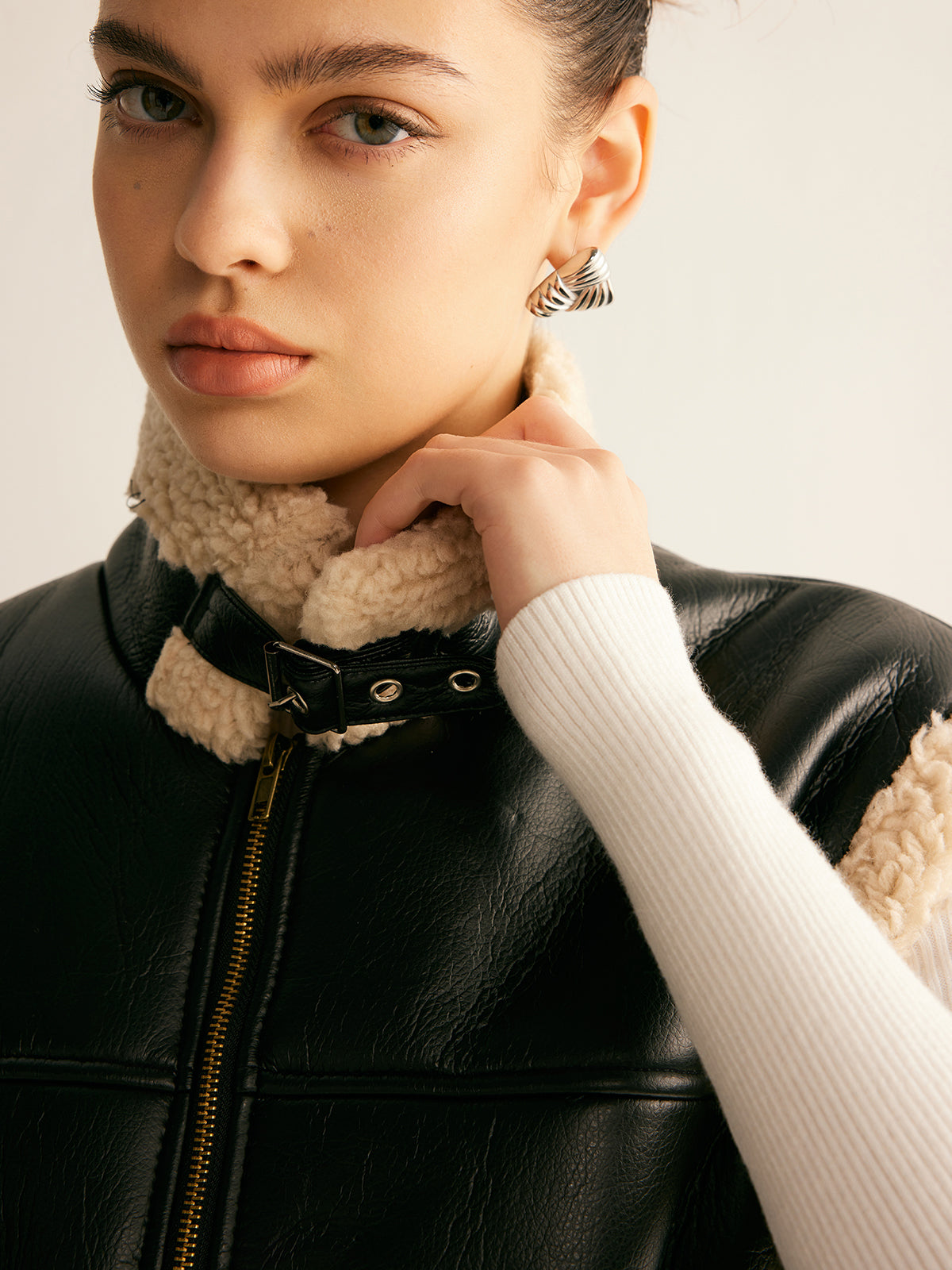 Teddy Lined PU Leather Vest Shine Aura