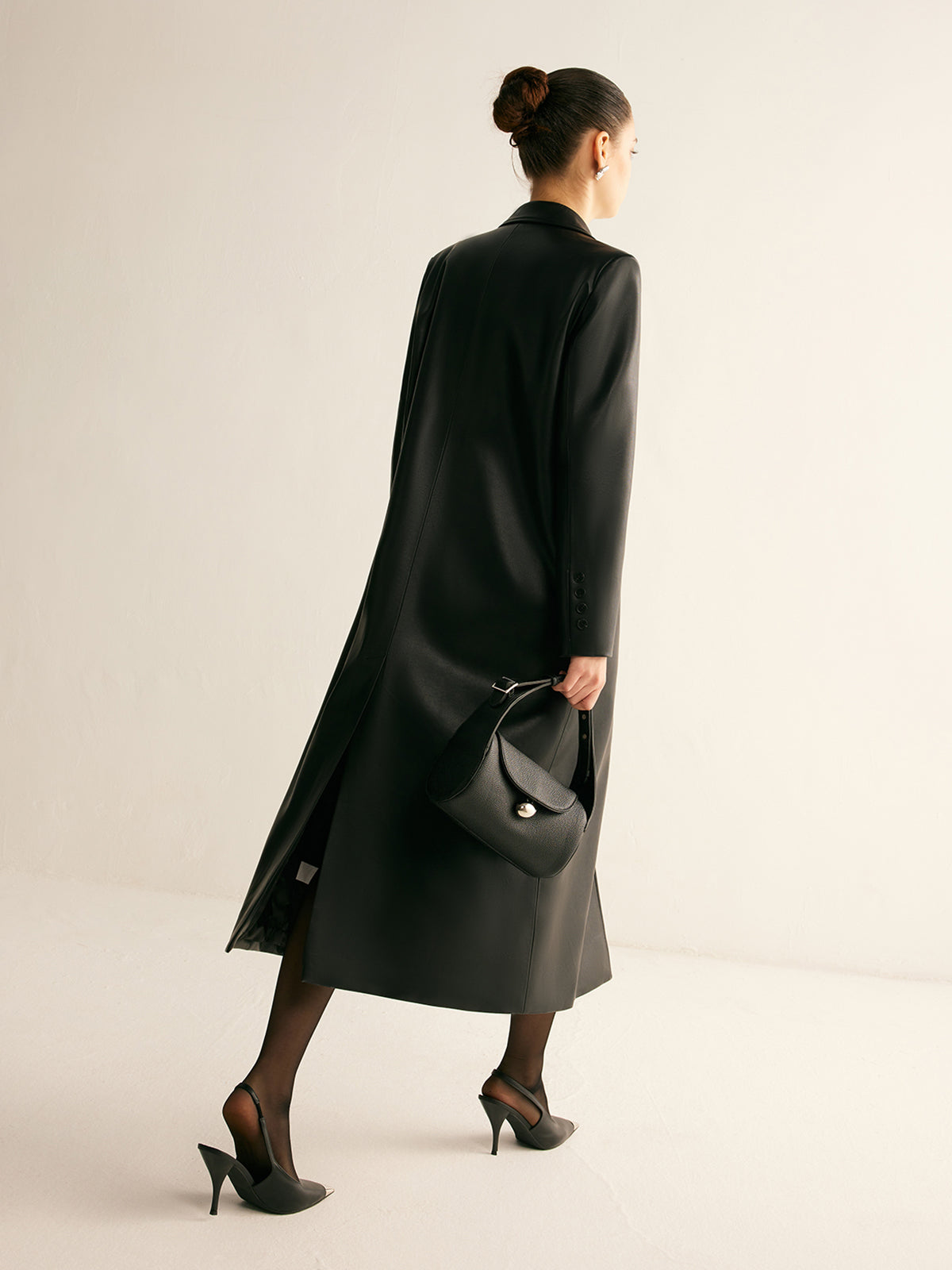 Sade Düğme Suni Deri Uzun Ceket Shine Aura