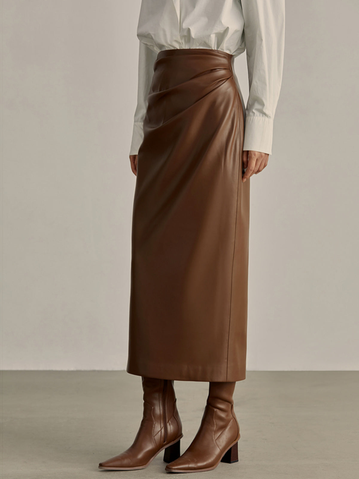 Minimalist PU Leather Skirt Shine Aura