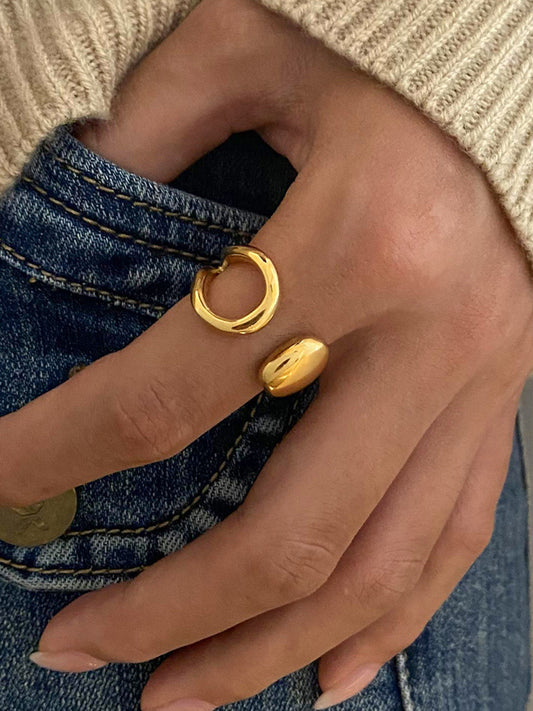 Cutout Open Ring Shine Aura