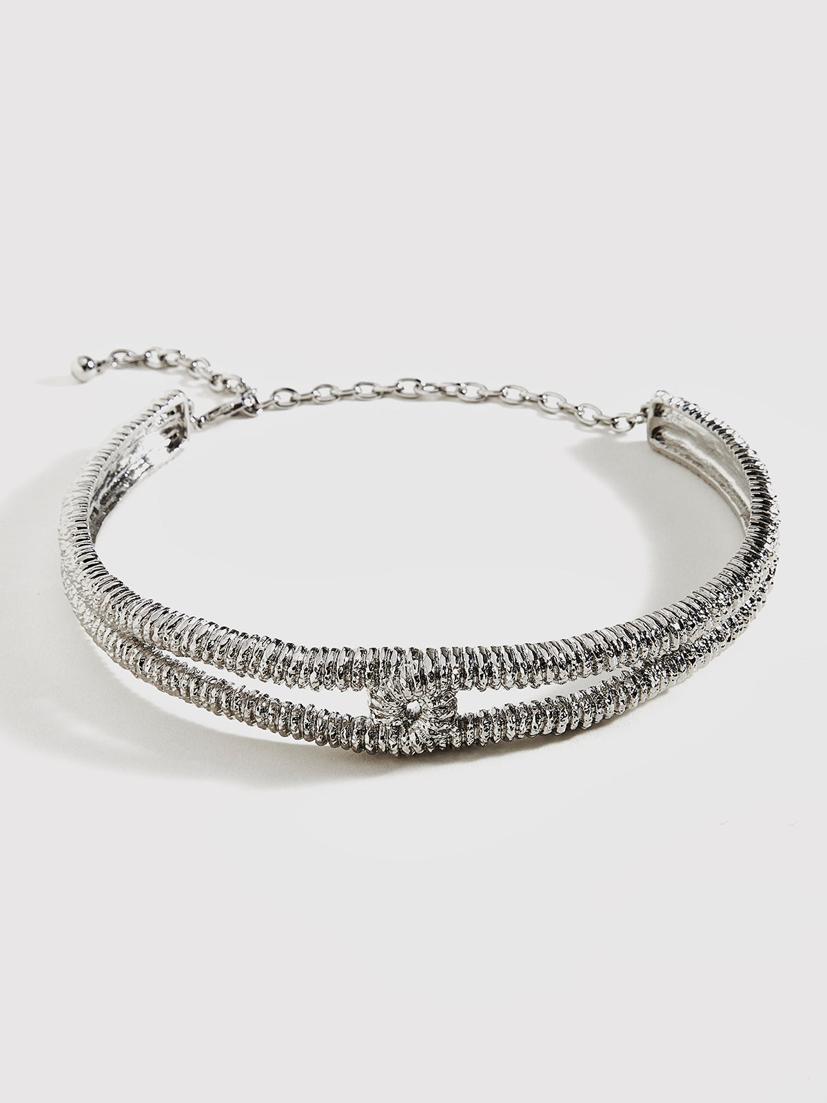 Retro Metal Burgu Dokulu Choker Shine Aura