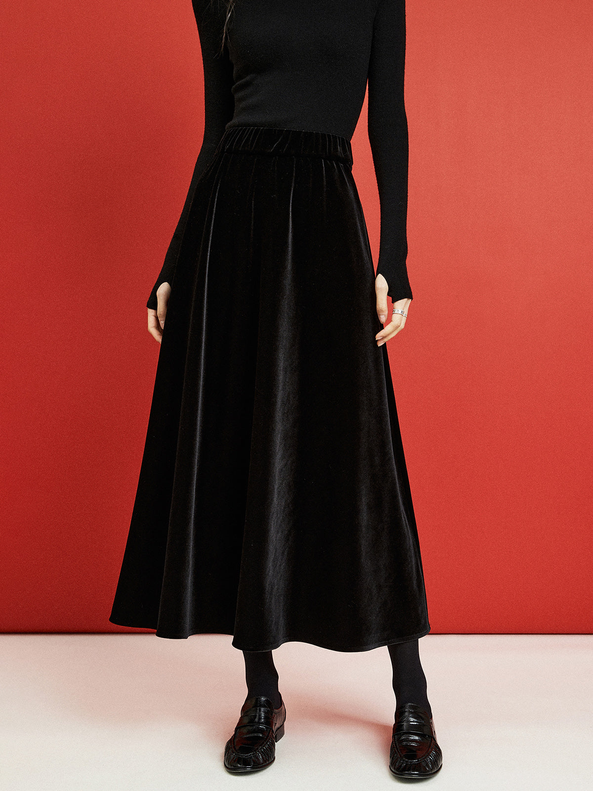 Sonsuz Şıklık İçin Lüks Kadife Maxi Etek Shine Aura