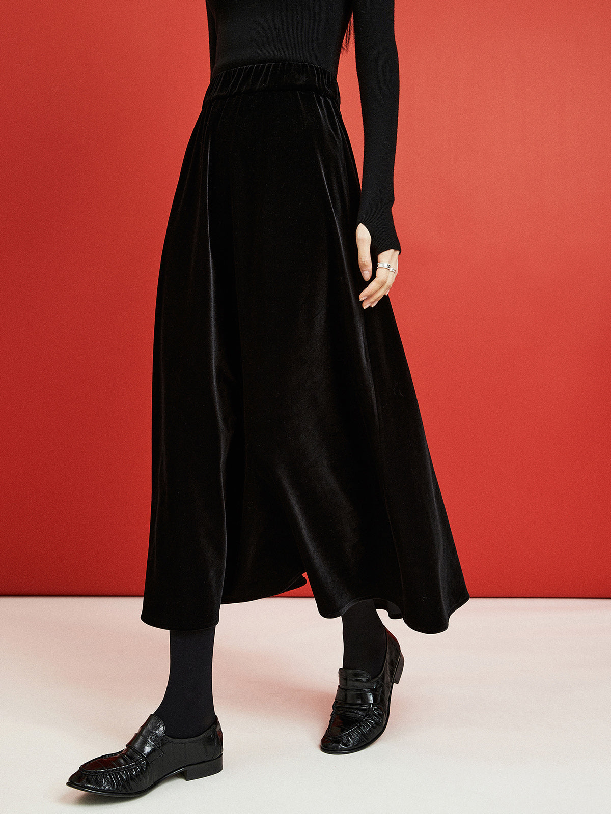 Sonsuz Şıklık İçin Lüks Kadife Maxi Etek Shine Aura