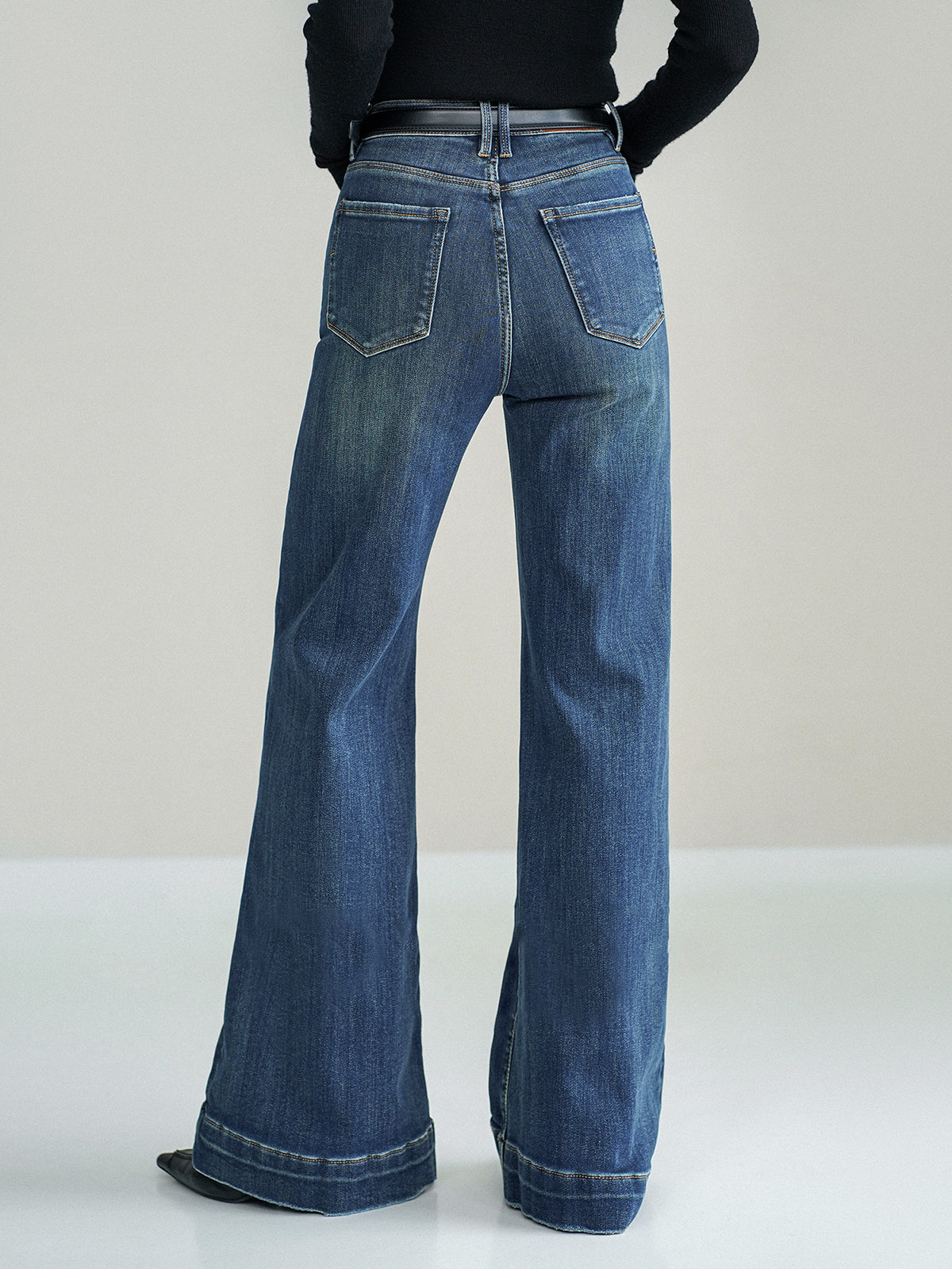 Şık Orta Bel Bootcut Kot Pantolon - Zahmetsiz Stil, Kemer Gerekmiyor!