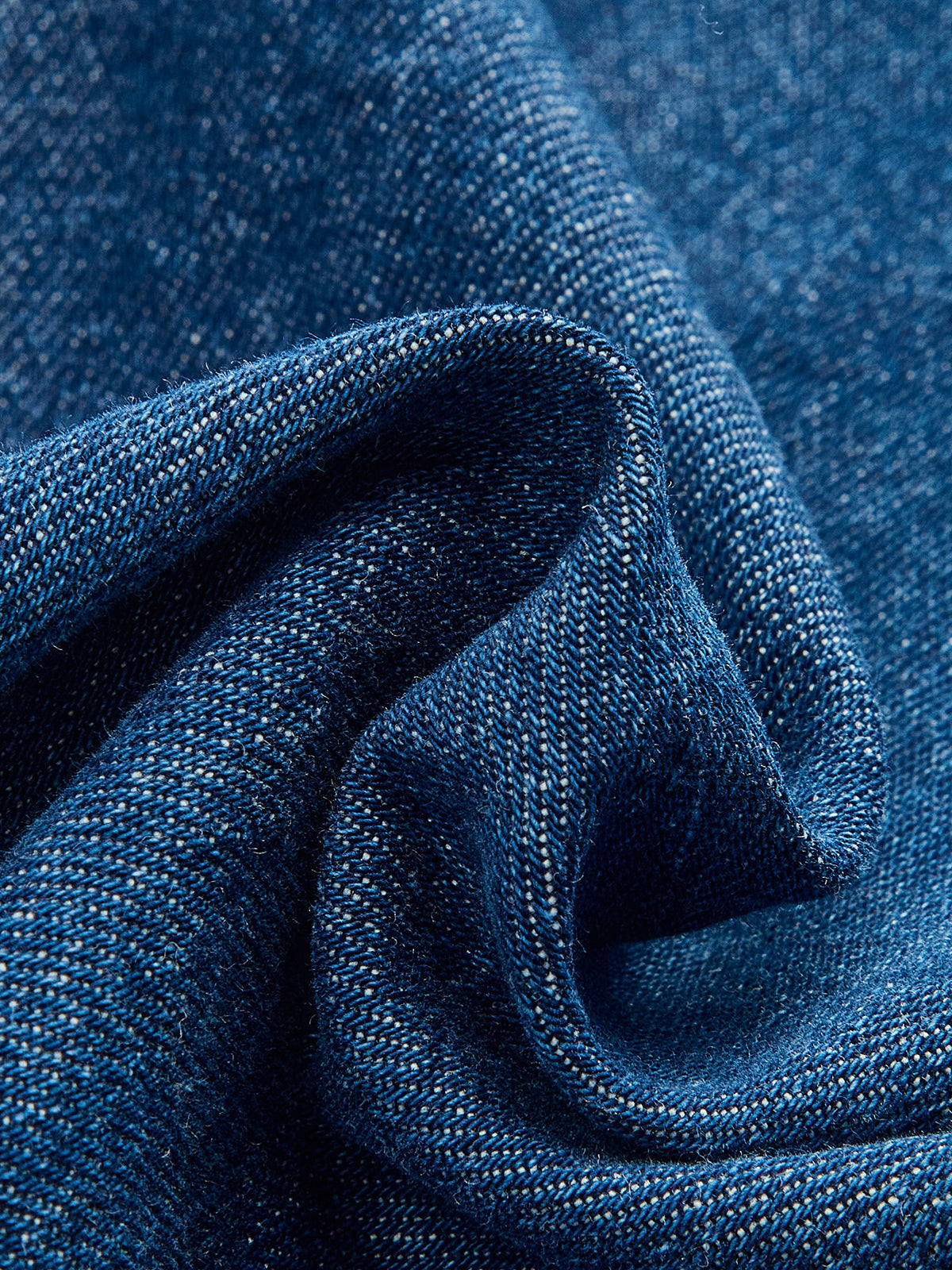 Şık Denim V Yaka Kısa Pantolon Takımı, Metal Düğmeli Bağlama Detayı ile