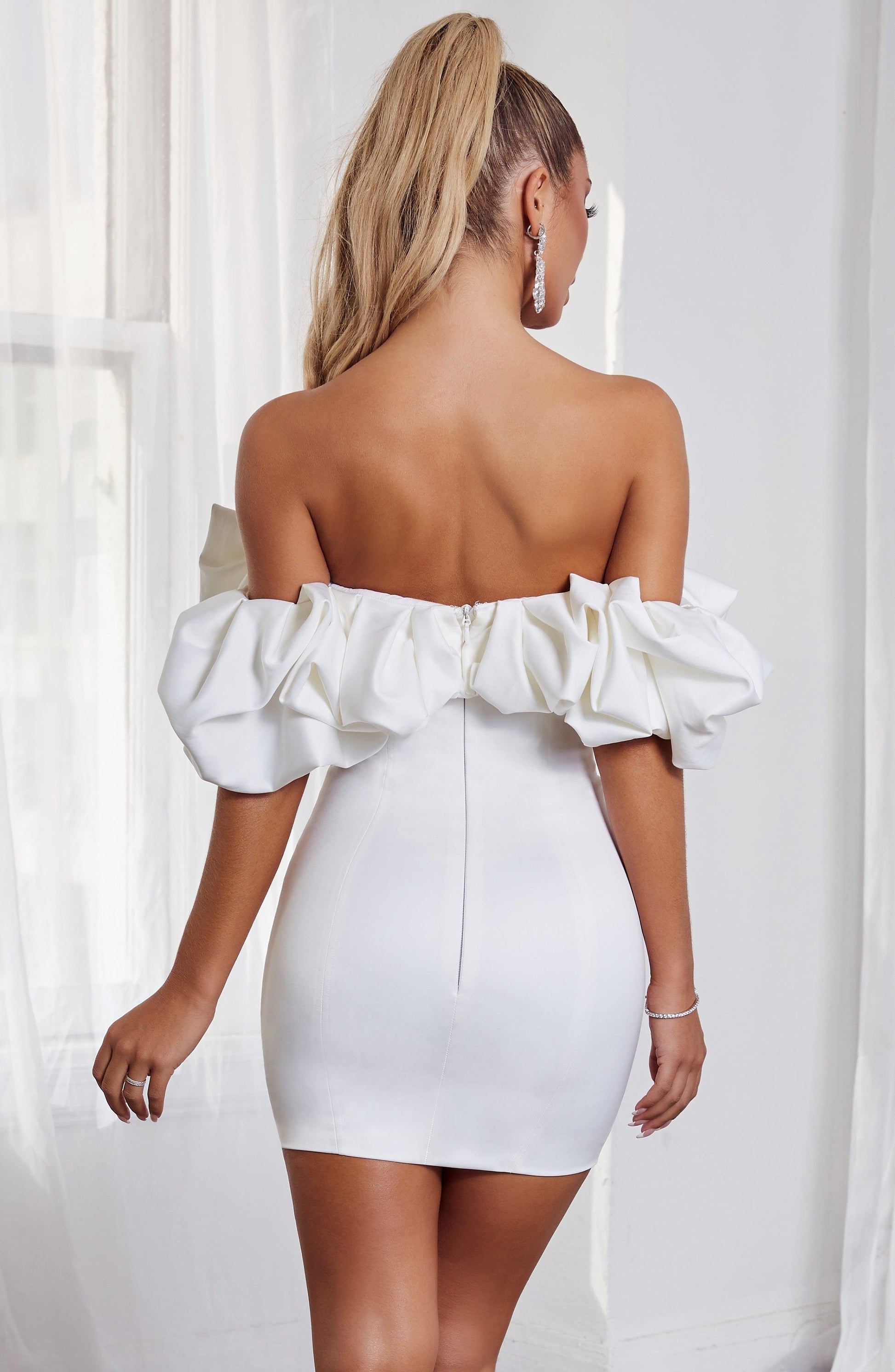 Allie Mini Elbise - Beyaz Shine Aura